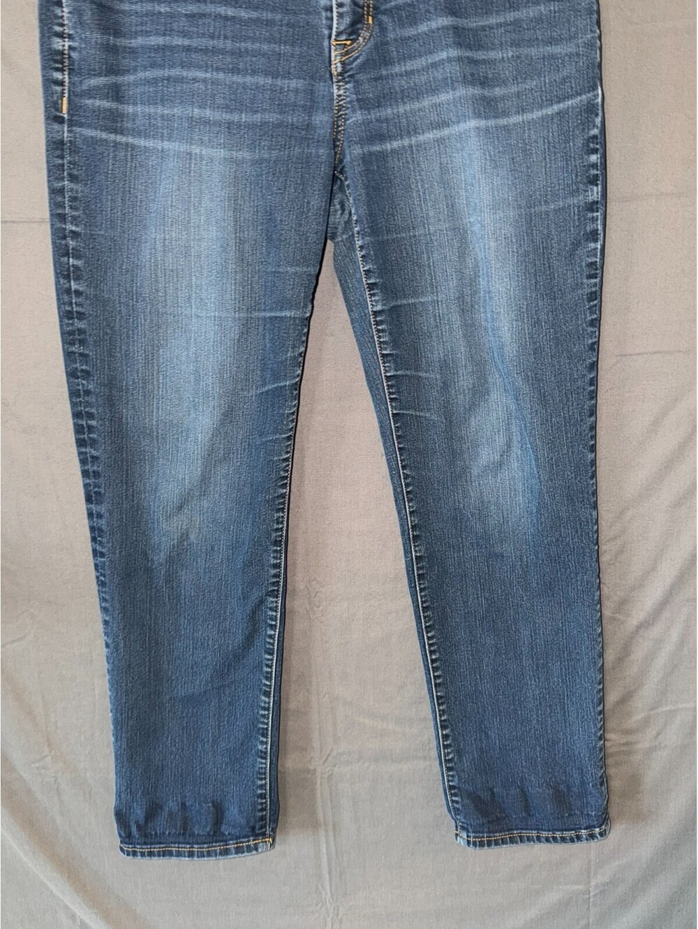 Apt 9 Womens Blue Denim Jeans Size 10 Regular Fit - Picture 3 of 8
